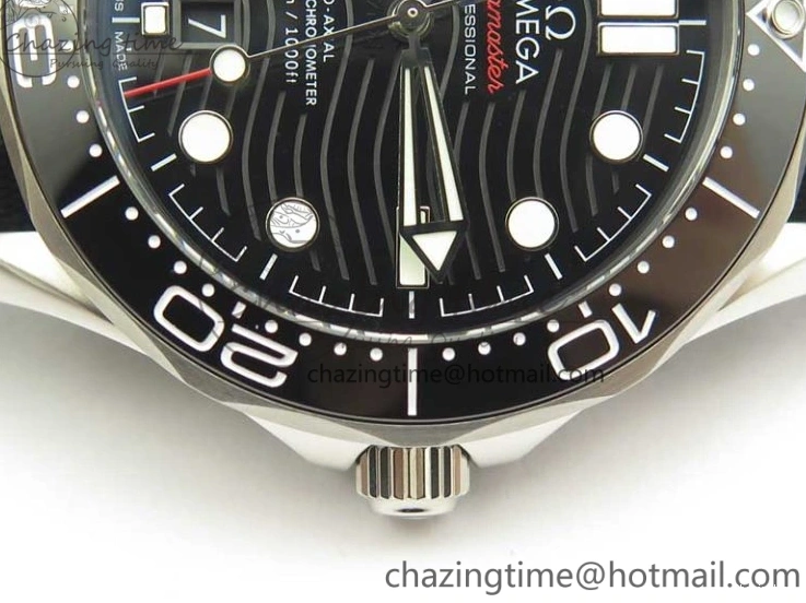 0113 2018 Seamaster Diver 300M VSF Best Edition Black Ceramic Dial on Black Gray Nato Strap A Unique 8057